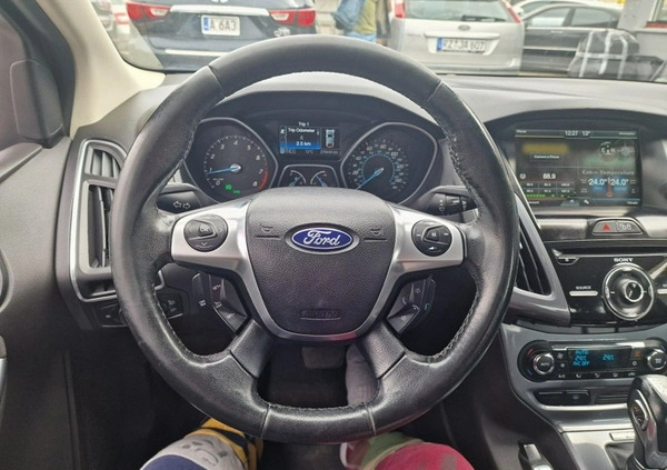 Ford Focus cena 25990 przebieg: 279444, rok produkcji 2012 z Staszów małe 497